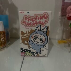 Exciting Macaron Labubu